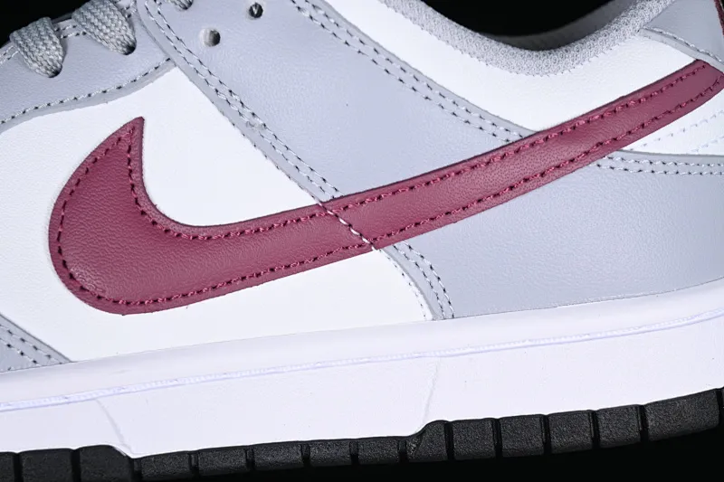 All categories Nk SB Dunk series Nk SB Dunk Low low-top sneakers J version Nk Dunk Low "Grey White" gray burgundy low-top retro sports and leisure sneakers DD1503-122